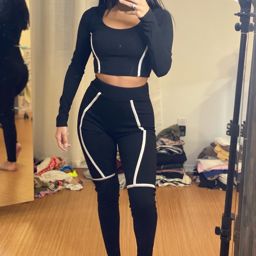 Legging & Crop Top Set